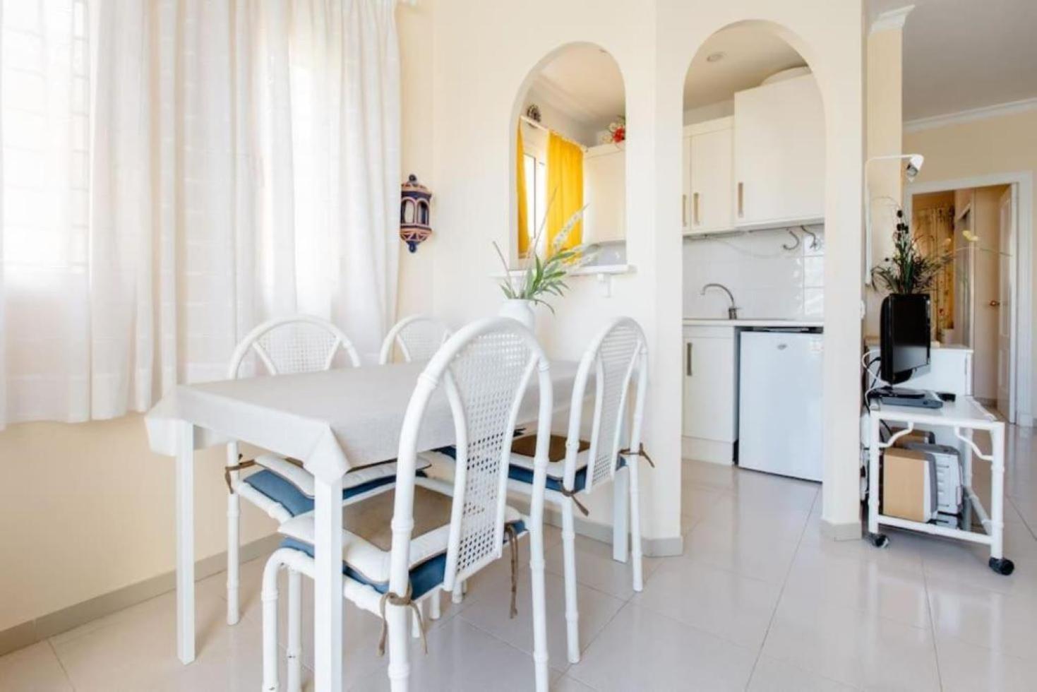 Golf Park Ocean View: Cozy Apartment with Terraces and Pools San Miguel de Abona Exterior photo